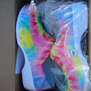 Vibrant Multicolor Tie-Dye Clogs